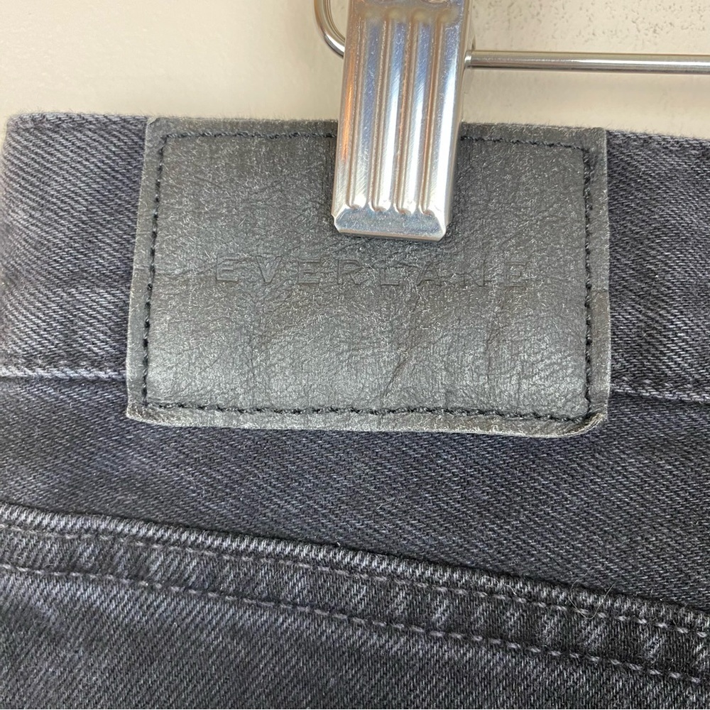 Everlane Men's Authentic Straight Jean in Washed Black Denim - Picture 10 of 13